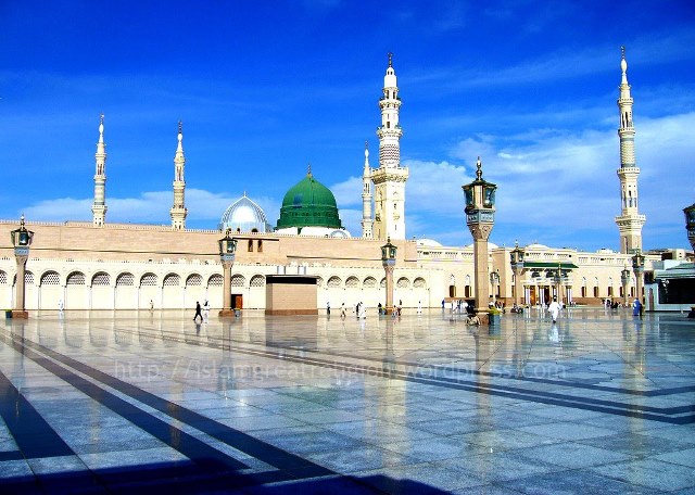 Poochte Kya Ho Arsh Par Yun Gaye Mustafa Ke Yun Naat Lyrics in Urdu