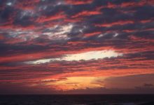 Dekh Letay Ho Mohabbat Se Yehi Kaafi Hai - Urdu Ghazal