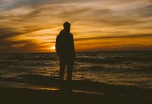 Shaam Dhal Chuki Hai Barsaat Ho Rahi Hai