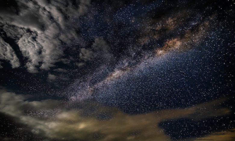 Raat Aankhon Mein Dhali Palkon Pe Jugnoo Aaye