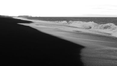 Ab Dard Ka Suraj Kabhi Dhalta Hi Nahin Hai - Ghazal