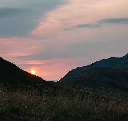 Tere Jaisa Mera Bhi Haal Tha - Ghazal by Aitebar Sajid